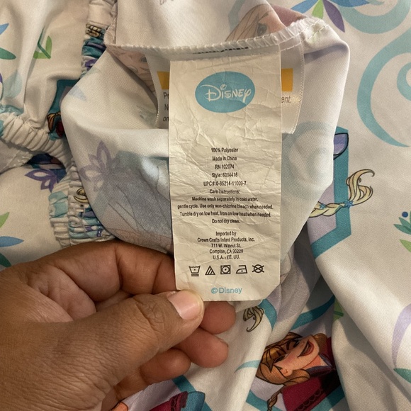 Disney Frozen 4-Piece Unleash the Magic Toddler Bedding Set - Picture 9 of 13